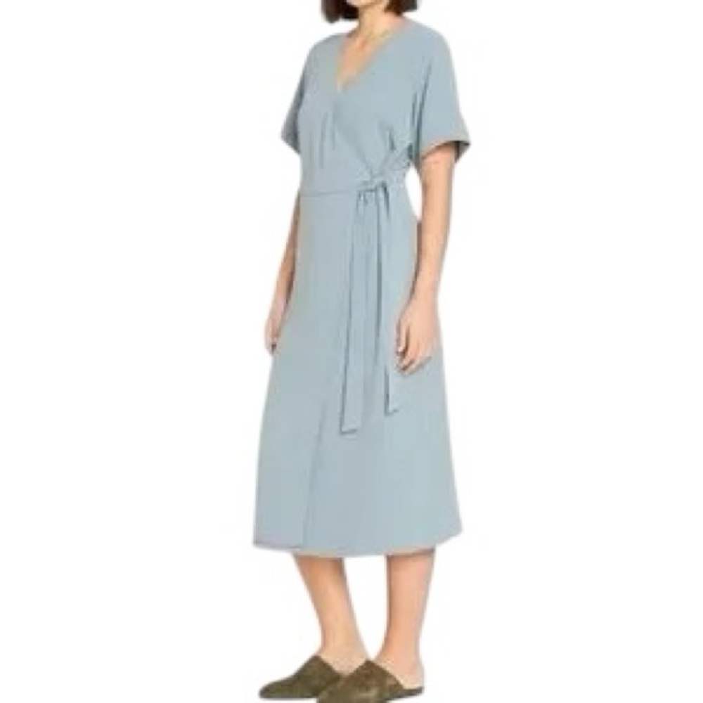 LN Universal Standard Airy Crepe Goblin Blue Wrap Midi Dress - S (XL UnSt. size)